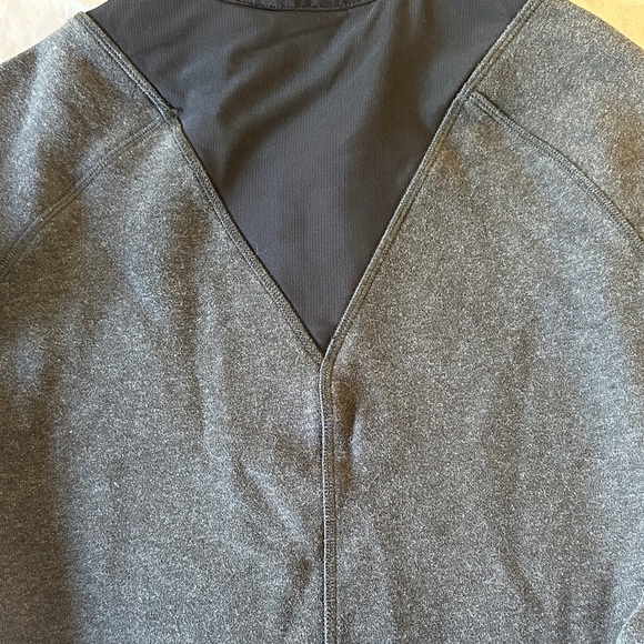 Ivivva - Lululemon - Gray and Black Kids Puffer Jacket - Picture 9 of 9